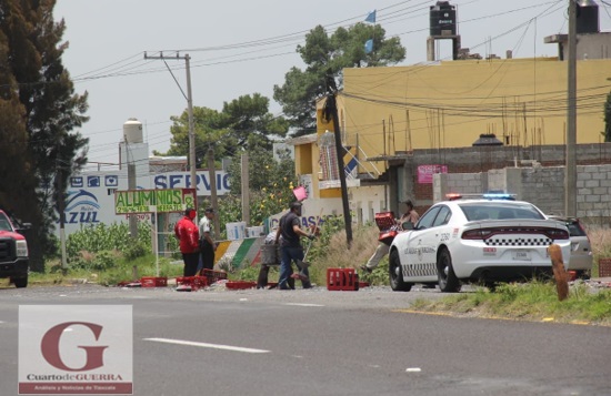 Chocan tráileres sobre la Vía Corta; daños materiales y caos vial, el saldo