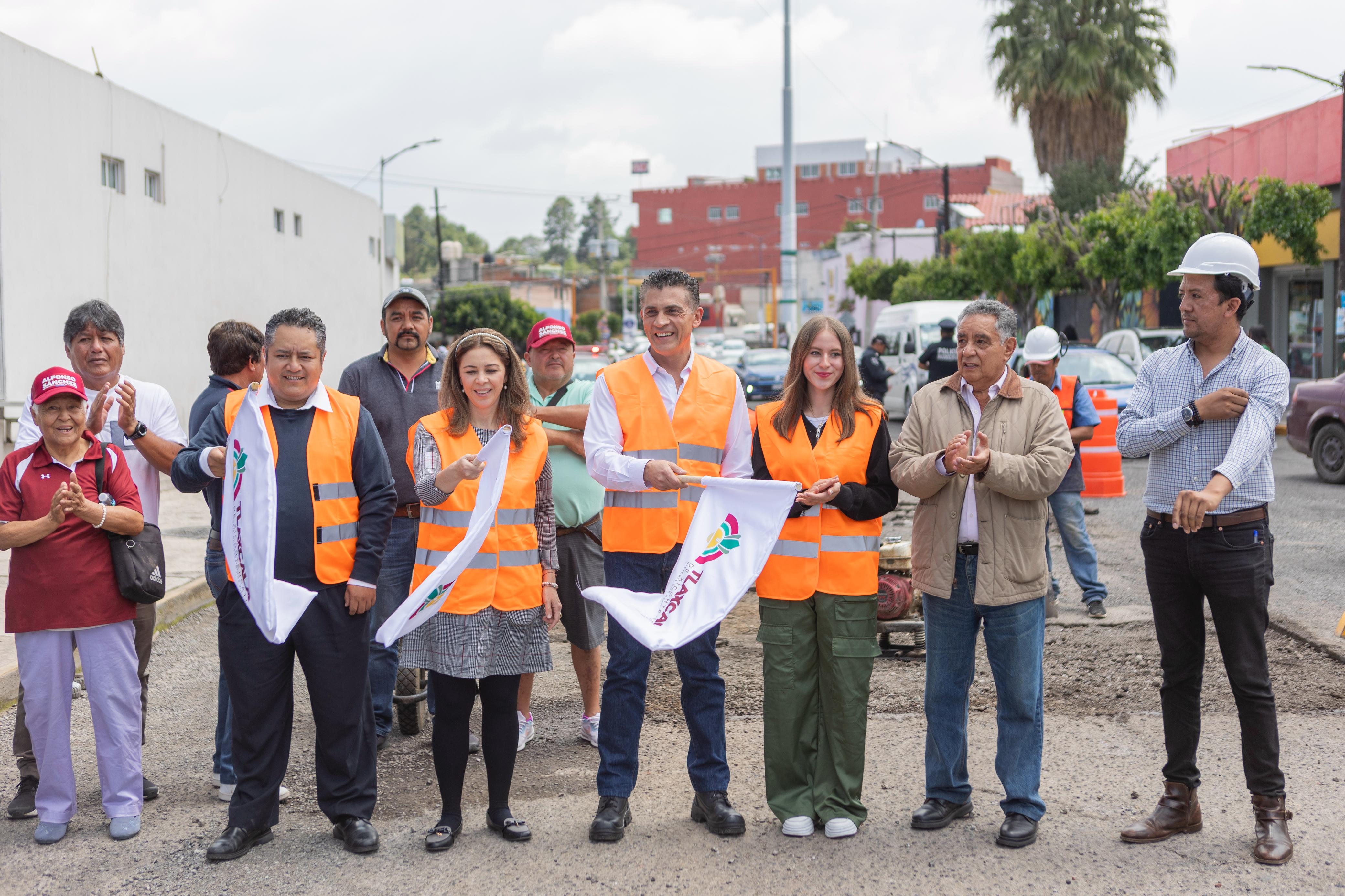 Da el Presidente Alfonso Sánchez banderazo a rehabilitación de calles de Tlaxcala