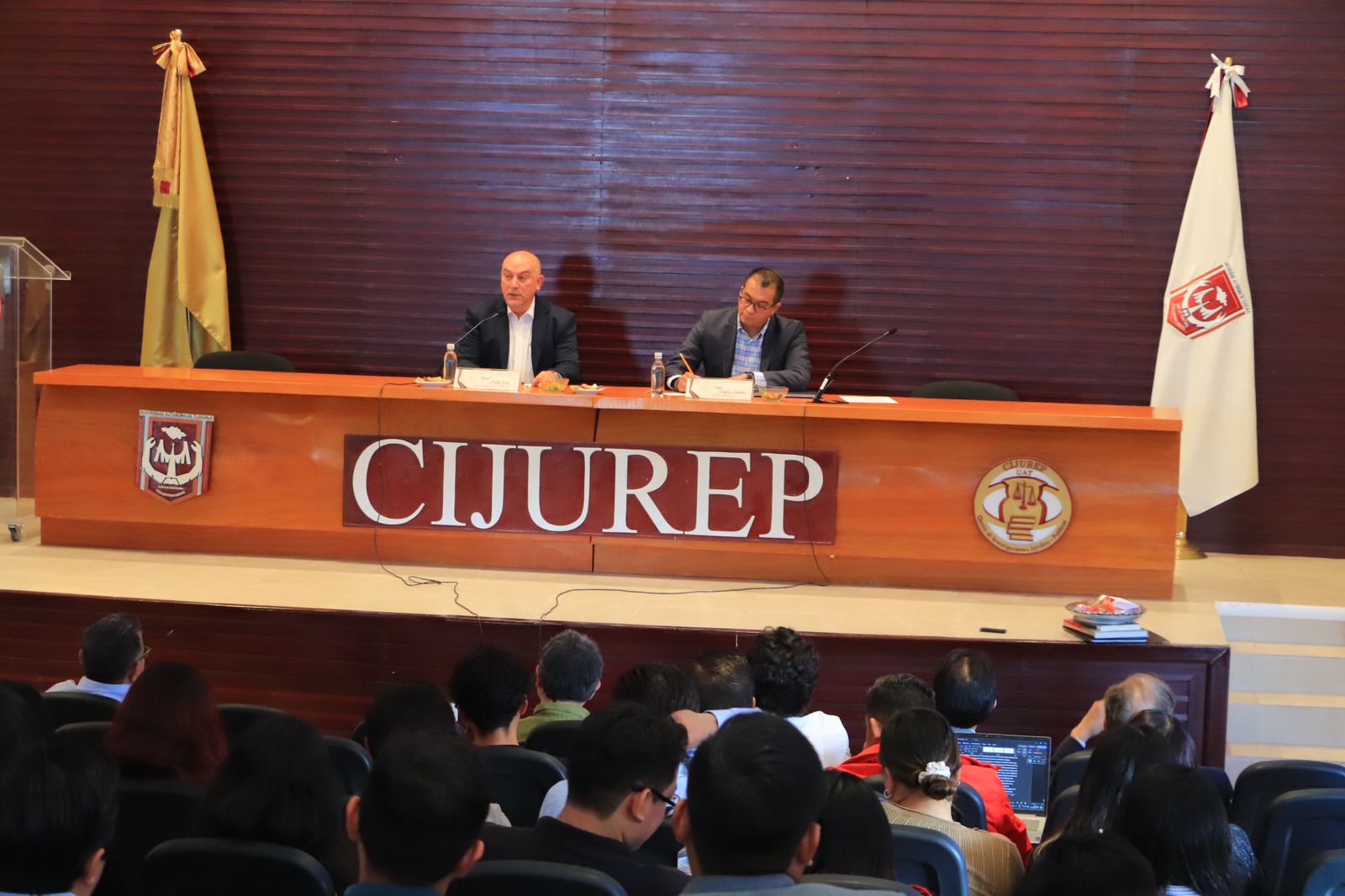 Exponen especialistas en Derecho e Historia el papel crucial que jugó Tlaxcala durante la Primera República Federal