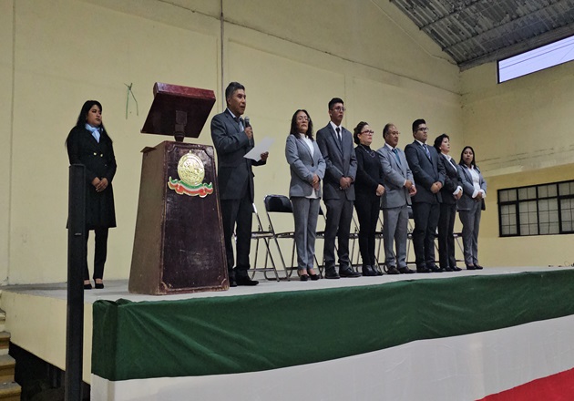 Asume Gabriel Vázquez presidencia de la comunidad de Venustiano Carranza, ante alcalde de Tocatlán