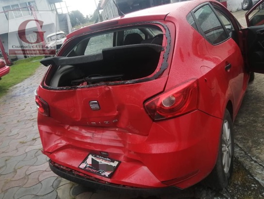 Resulta menor lesionada tras choque en libramiento de Apizaco
