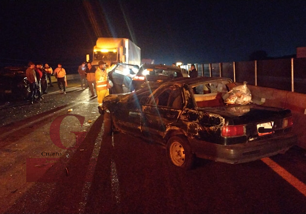 Al menos cinco lesionados por choque de tres vehículos en Hueyotlipan