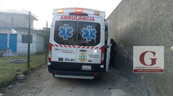Paramédicos de Panotla salvan la vida a sexagenario que se incrustó una cortadora en tórax