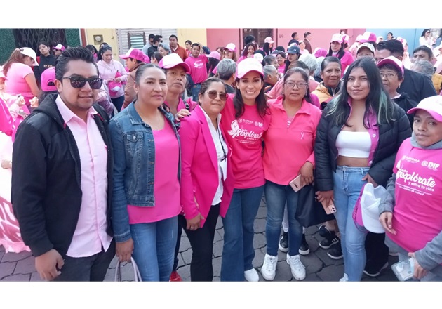 DIF Tocatlán se une a la Caminata Rosa en apoyo a la lucha contra el cáncer de mama