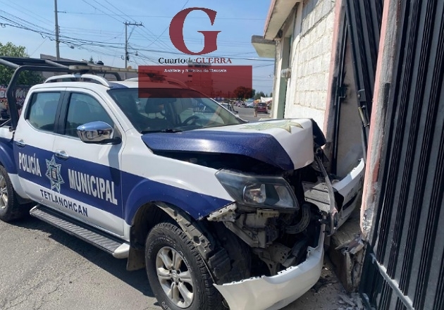 Choca patrulla de Tetlanohcan y causa daños materiales a vivienda