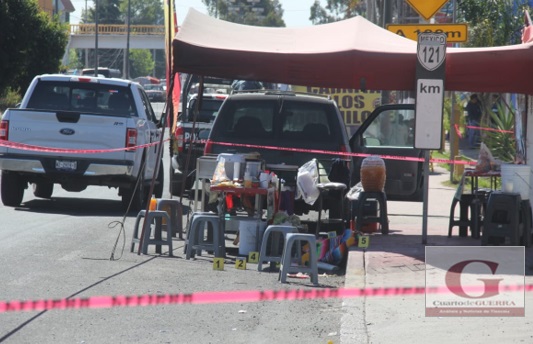 Taquero es asesinado a balazos cuando se encontraba en su puesto, en Tlaltelulco