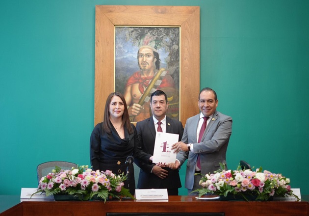 Recibe Congreso del Estado Informe Anual de Actividades del Poder Judicial