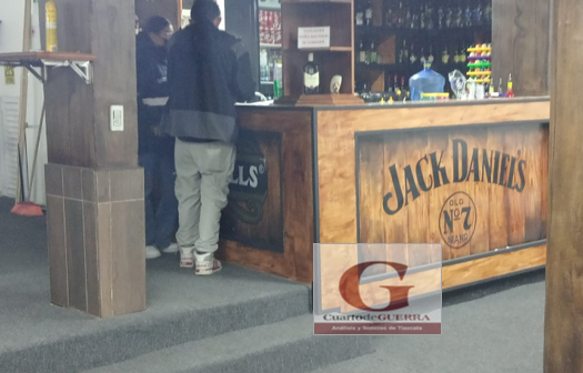 Clausuran por diversas anomalías tres bares tras operativo Cero Tolerancia en Calpulalpan