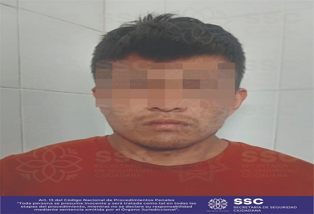 Asegura SSC a dos sujetos por conducir vehículo con reporte de robo
