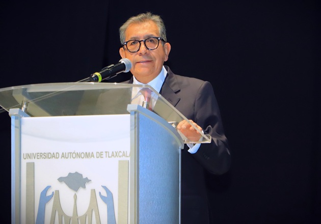 Presenta Rector de la UATx el 'Decálogo del trabajo académico'