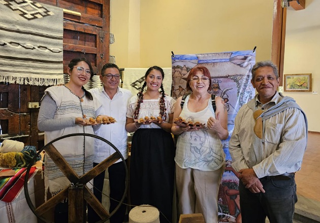 Promueve Chiautempan su identidad textil y gastronómica en Ciudad de México