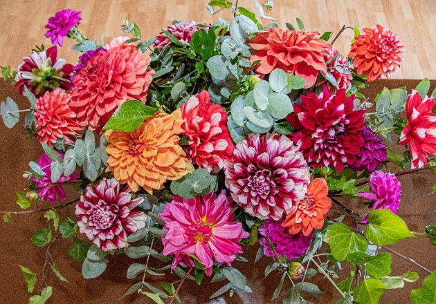 Gobierno de Huamantla invita al curso de elaboración de arreglos florales que impartirá el Icatlax