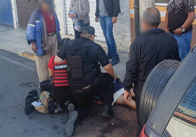Protección Civil y Seguridad Pública de Huamantla atienden emergencia por mujer inconsciente en la calle