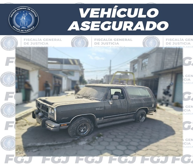 Catea FGJE domicilio en Apizaco y asegura una camioneta