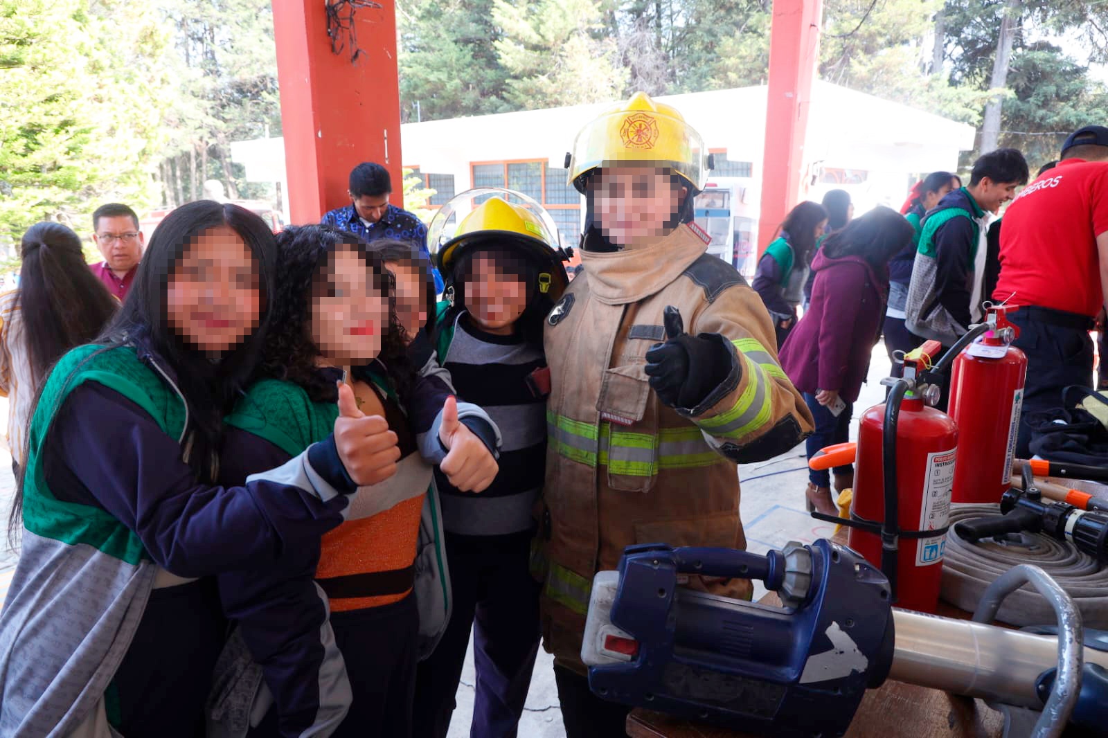 Lleva el gobierno de Chiautempan la Feria de Seguridad Juvenil a San Pedro Tlalcuapan