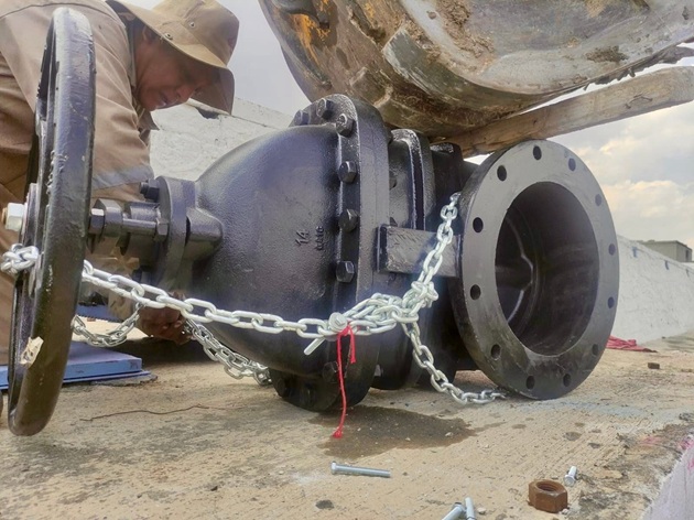 Avanza Capama en la instalación de nuevas válvulas para mejorar el servicio de agua potable