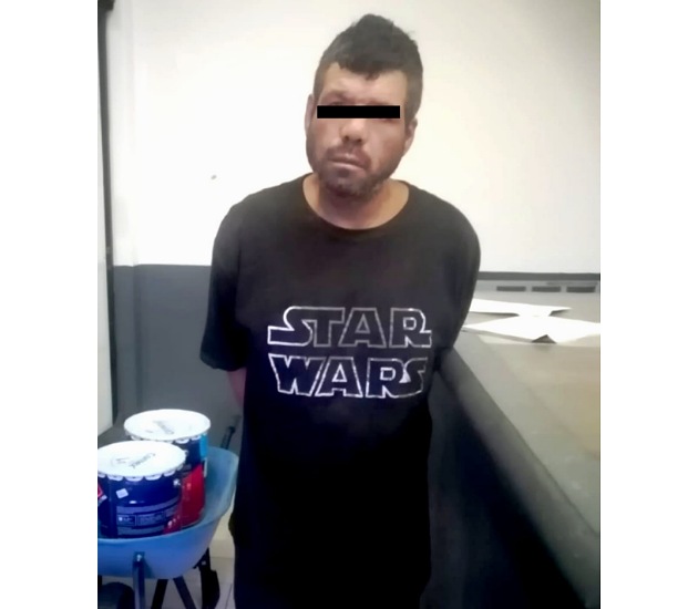 Policía de Chiautempan detiene a masculino sorprendido forzando chapas