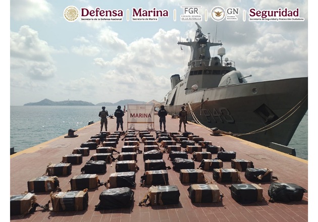 En una operación marítima, aseguran casi 1.3 toneladas de presunta cocaína en aguas de Guerrero