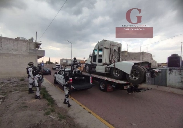 GN y SSC recupera tractocamión robado, en Huamantla