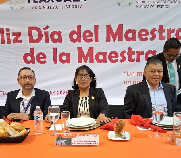 El SNTE reconoce toda una vida al servicio de la educación: Teresa Meneses