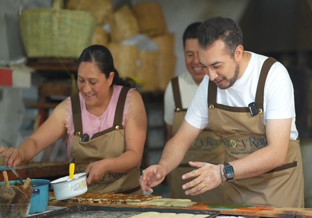 El muégano huamantleco es una herencia que se cocina en familia y se saborea en cada bocado