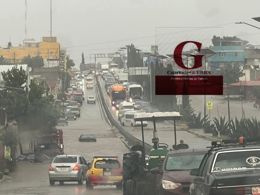 Caos por lluvias: Calpulalpan y Tlaxcala capital bajo el agua