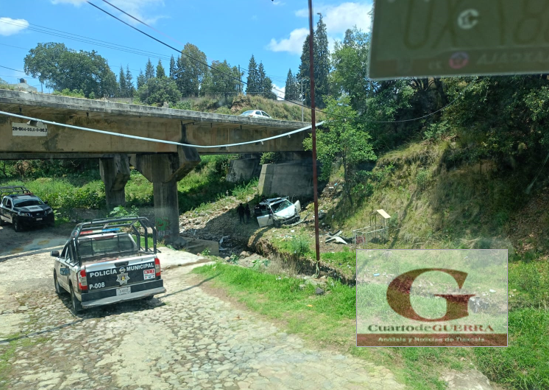Tragedia en la Vía Corta: Conductor muere tras caída de auto; investigan presunta implicación de patrulla