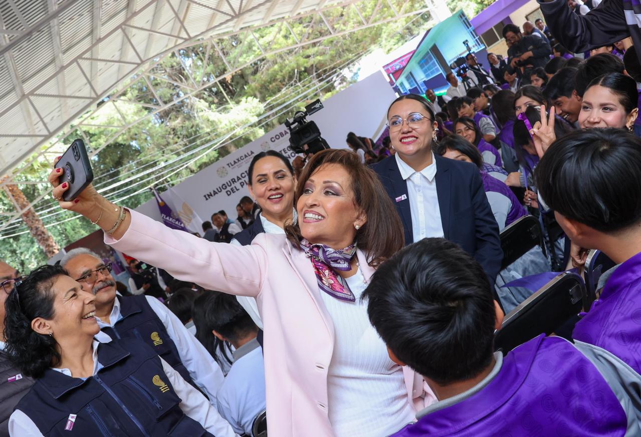 Reafirma gobernadora compromiso con la educación durante la entrega de infraestructura educativa
