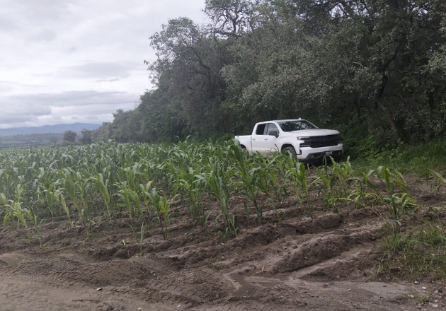 Policía Municipal de Huamantla recupera vehículo robado y asegura otro en aparente abandono