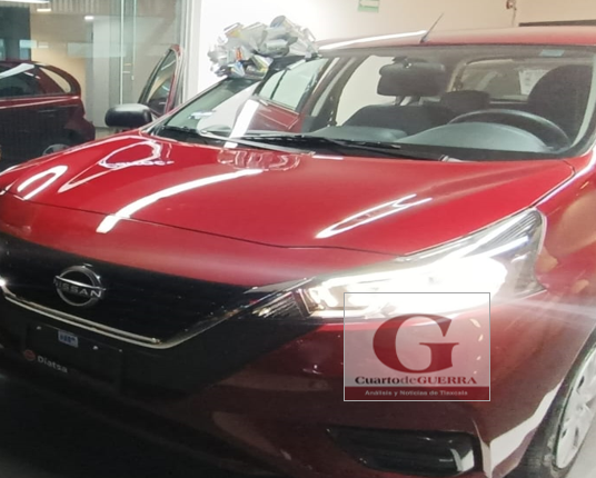Roban Nissan March 2024 a mano armada en Santa Apolonia Teacalco