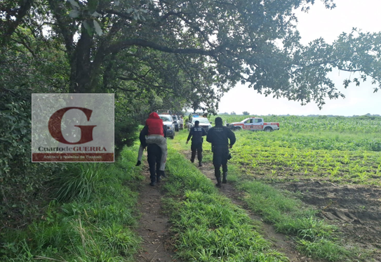 Rescatan a joven poblano con fracturas tras caer a barranca en Papalotla