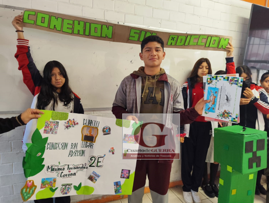 Secundaria de Panzacola transforma la educación con 'Minecraft' y 'Radionovelas Históricas'