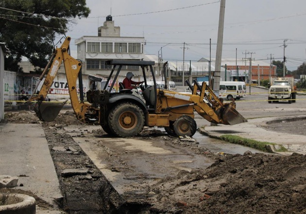 Gobierno de Chiautempan rehabilita sistema de drenaje en la zona del Mercado Nuevo