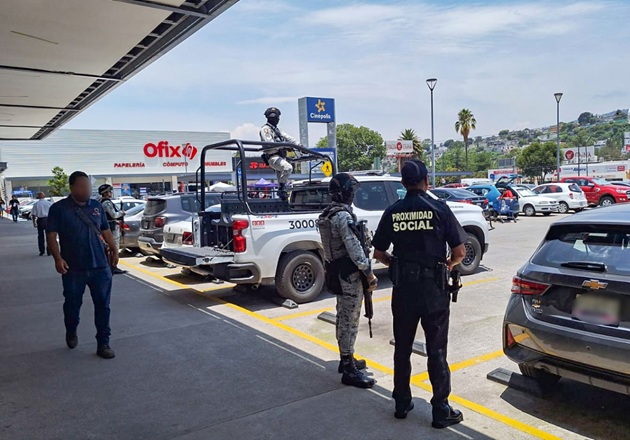 Refuerza Policía Municipal de Tlaxcala vigilancia en plazas comerciales y mercado con operativo coordinado