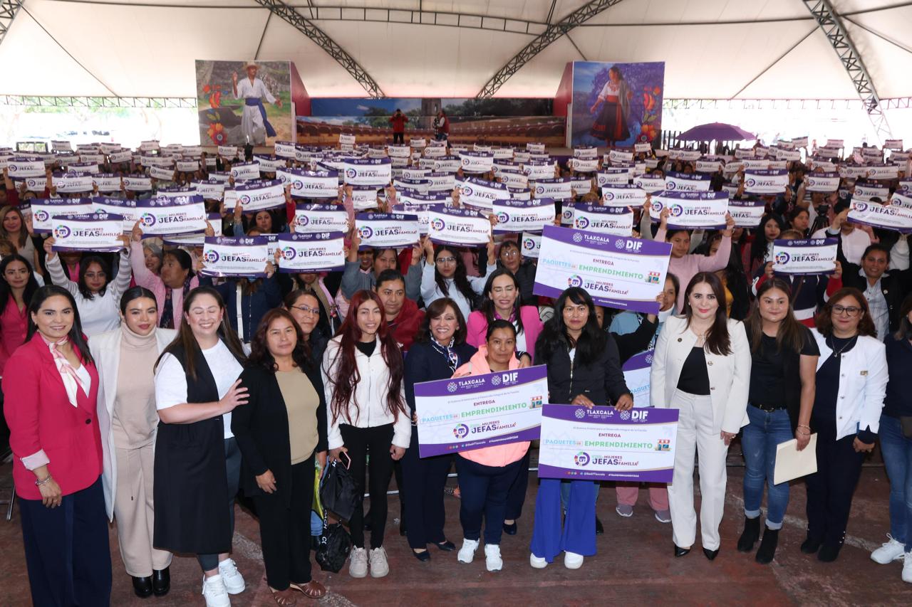 Destaca gobernadora respaldo a 2 mil 400 jefas de familia con impulso económico y capacitación a través del DIF estatal
