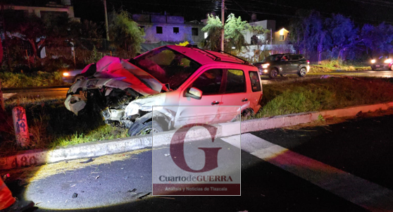 Acusan a la Guardia Nacional de solapar a conductor que causó accidente y dejó tres lesionados y pérdidas materiales en Panotla