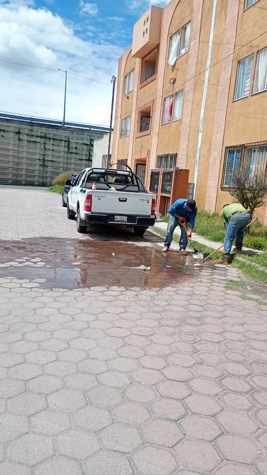 CAPAMH atiende reportes ciudadanos y trabaja para evitar el desperdicio de agua en Huamantla