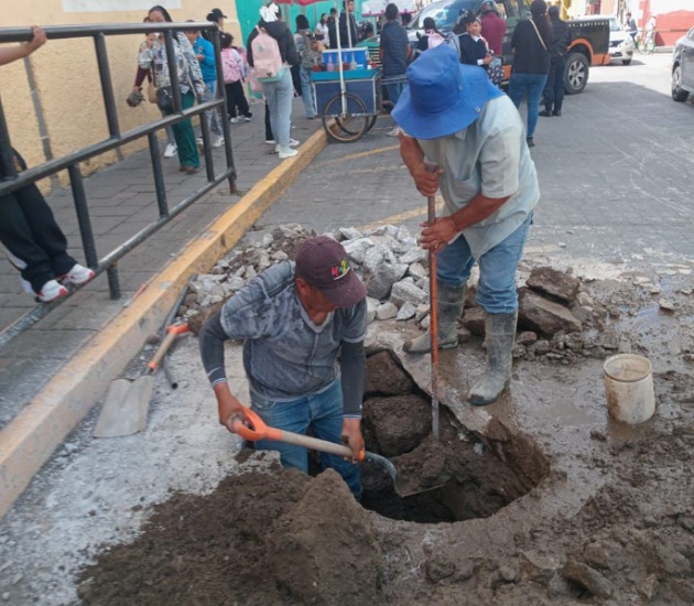 Capamh atiende reportes ciudadanos y da mantenimiento para garantizar servicio de agua en Huamantla