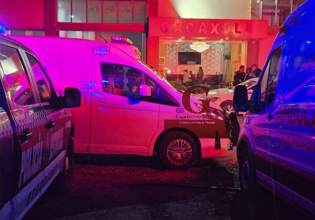 Hallan a pareja muerta en hotel de Tetlatlahuca; indagan riña y feminicidio