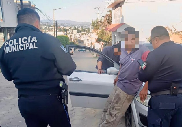 Policía Municipal y Protección Civil de Tlaxcala brindan auxilio a dos personas lesionadas en Tres Volcanes