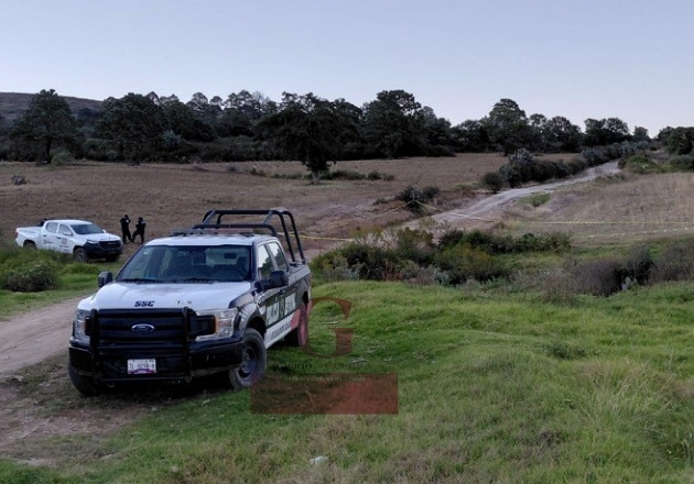 Cuerpo decapitado permanece horas tirado en frontera de Tlaxcala-Hidalgo y Edomex por desacuerdo entre Fiscalías
