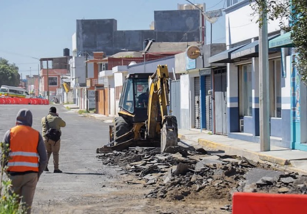Gobierno de Blanca Angulo inicia rehabilitación de drenaje y reencarpetamiento de calle Ferrocarril Norte