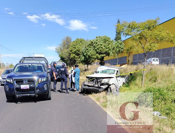 Tragedia en la Vía Corta: muere hombre tras volcadura en límites de Papalotla y Mazatecochco