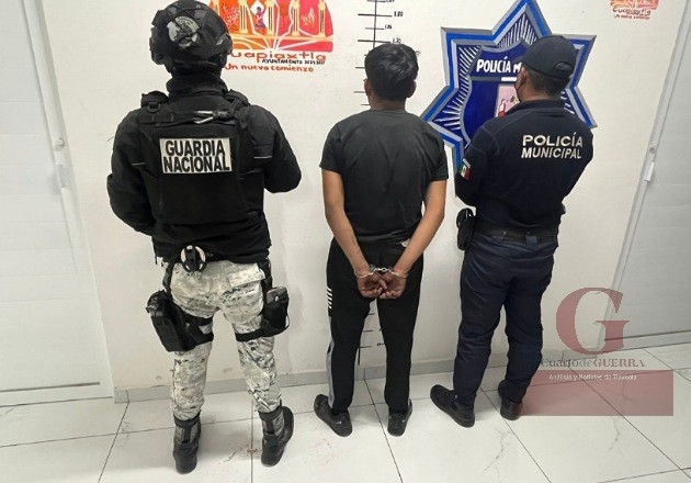 Guardia Nacional detiene a un hombre y decomisa drogas y una motocicleta en Cuapiaxtla