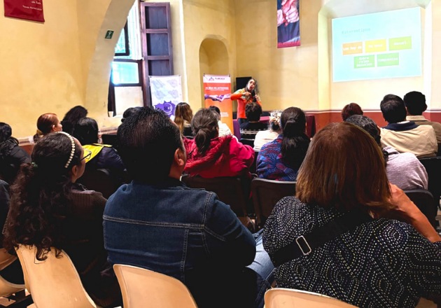 Destaca Ayuntamiento de Tlaxcala la importancia de la perspectiva de género en la educación a través de taller
