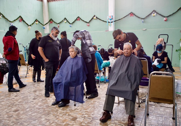 Ayuntamiento de Huamantla impulsa jornada de salud y belleza para adultos mayores