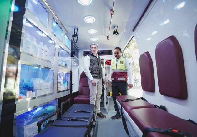 Con entrega de más patrullas y ambulancia damos un paso firme para fortalecer la seguridad en la capital: Alfonso Sánchez García