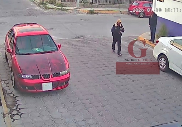 Amantes de lo ajeno dejan a mariachis de Atltzayanca sin camioneta ni instrumentos en Axocomanitla