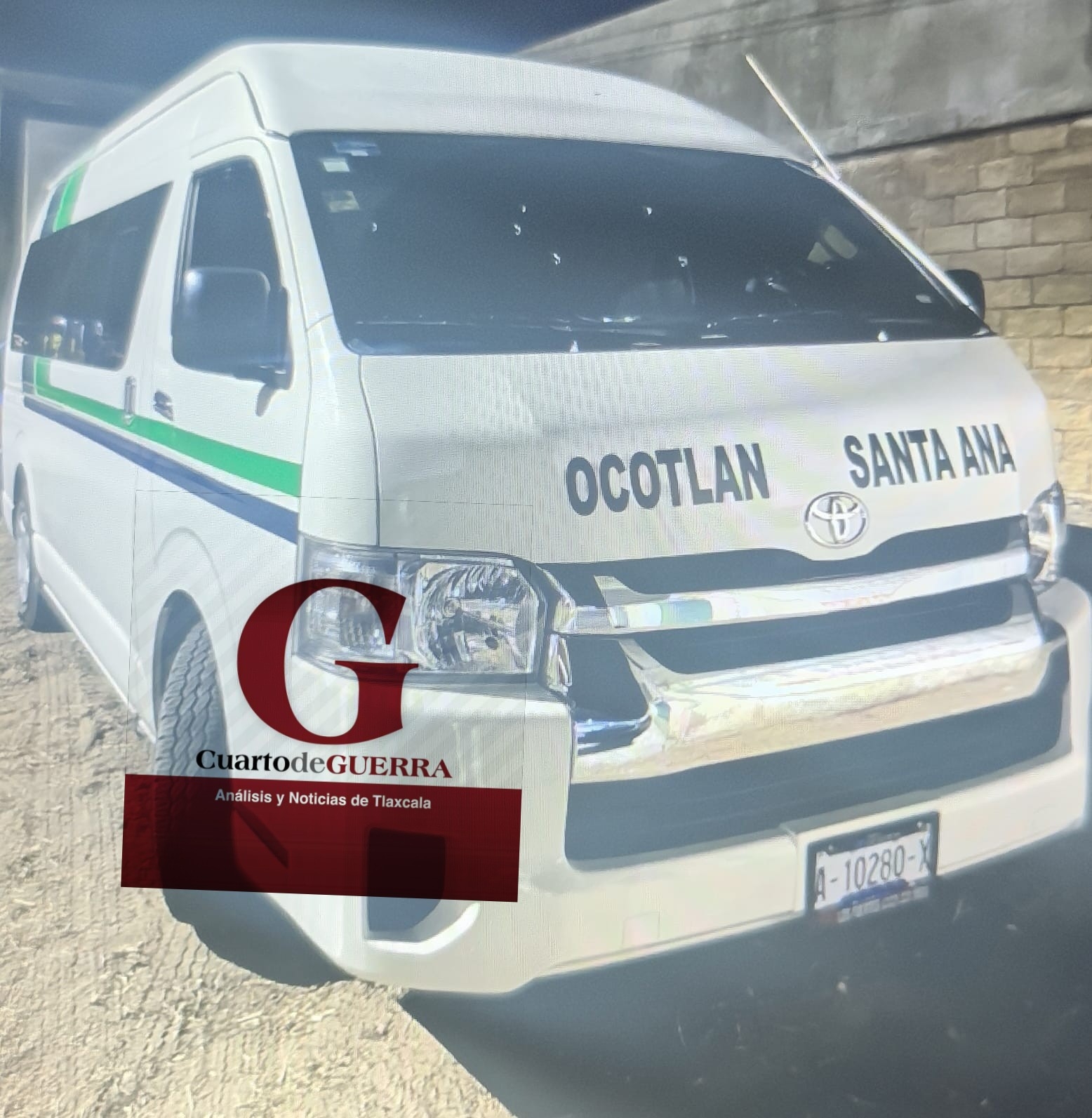 ¡Violento atraco en Chiautempan! Encañonan y golpean a chofer para robarle colectiva