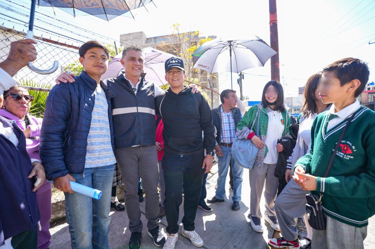 En Ocotlán Alfonso Sánchez García supervisa obras y atiende directamente a vecinos durante jornada de 'Menos escritorio y más territorio'